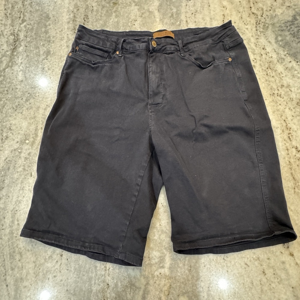 Judy Blue 36" Women's 3XL Denim Bermuda Mom Shorts Black High Rise‎ Jeans
